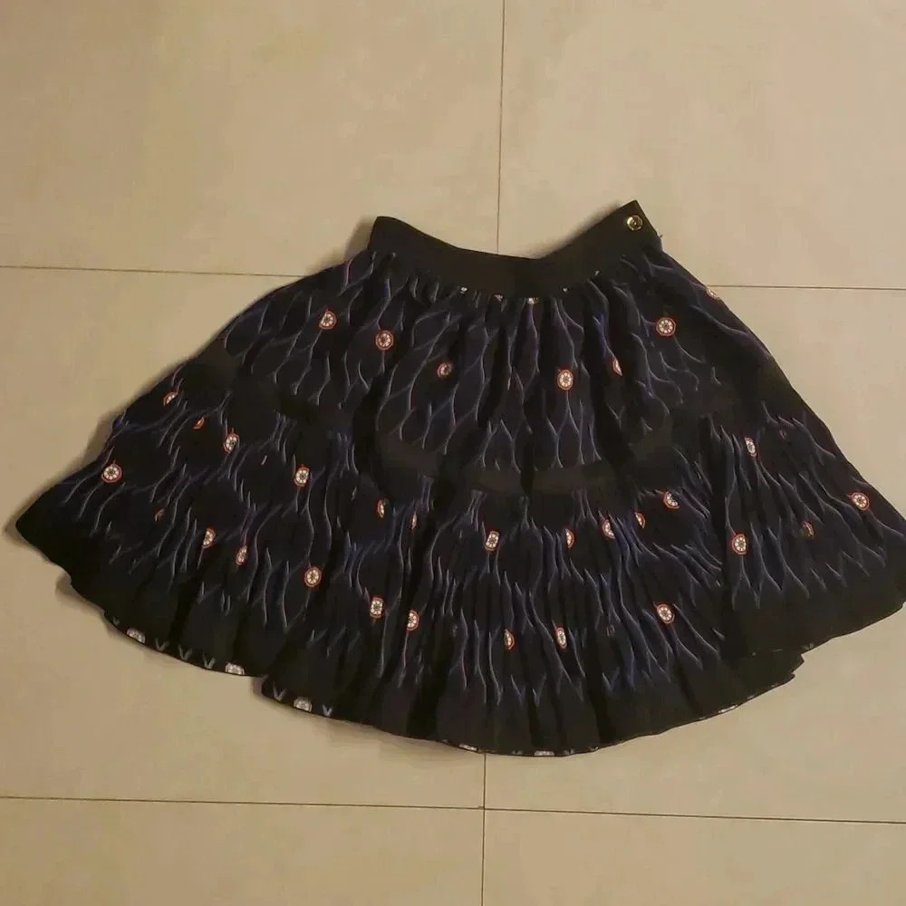 𝅺KENZO ×H&M 100% silk cute skirt size 2 NWOT - Picture 3 of 7